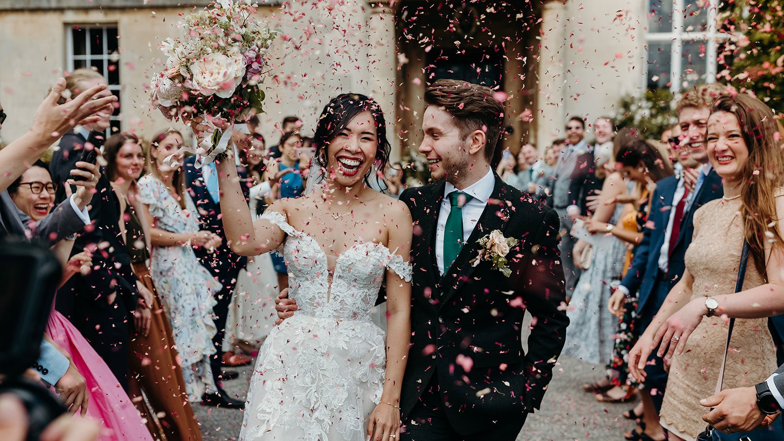 Why Wedding Experience Matters When Hiring Suppliers