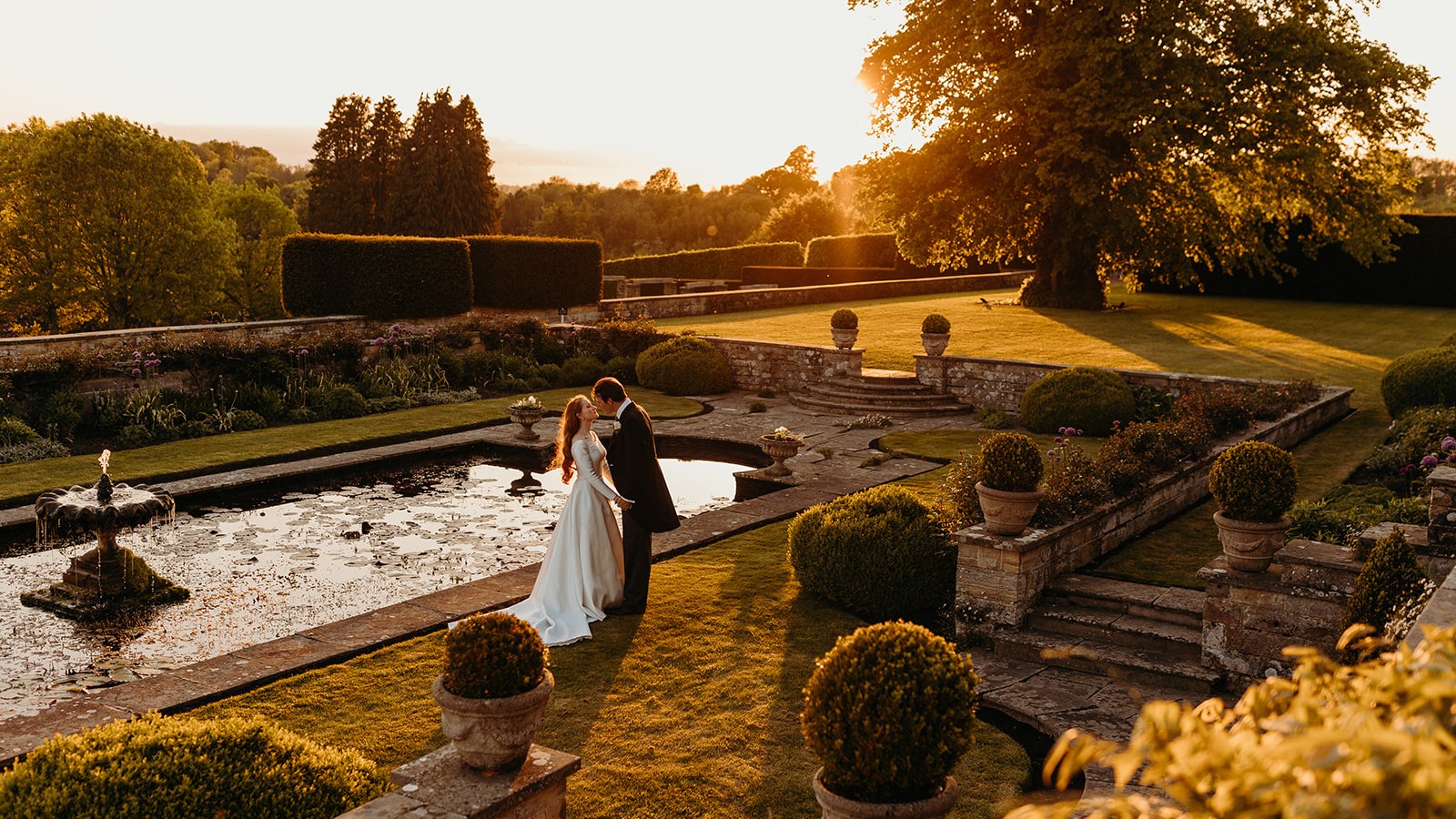 What to Look for in a Wedding Planner's Portfolio