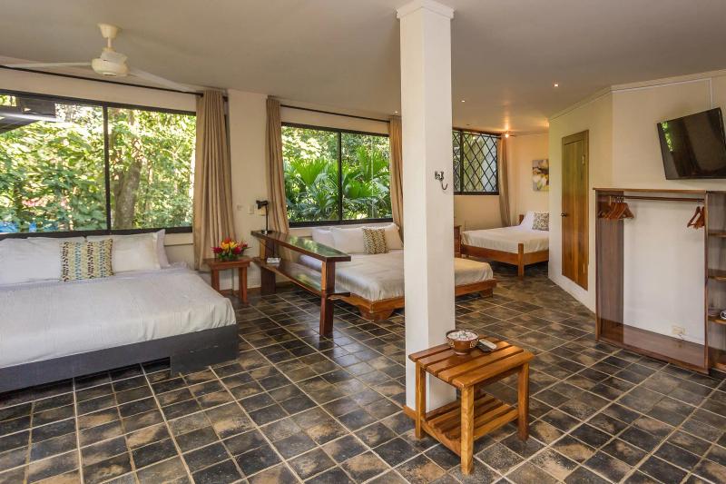 Casa Luz bedroom