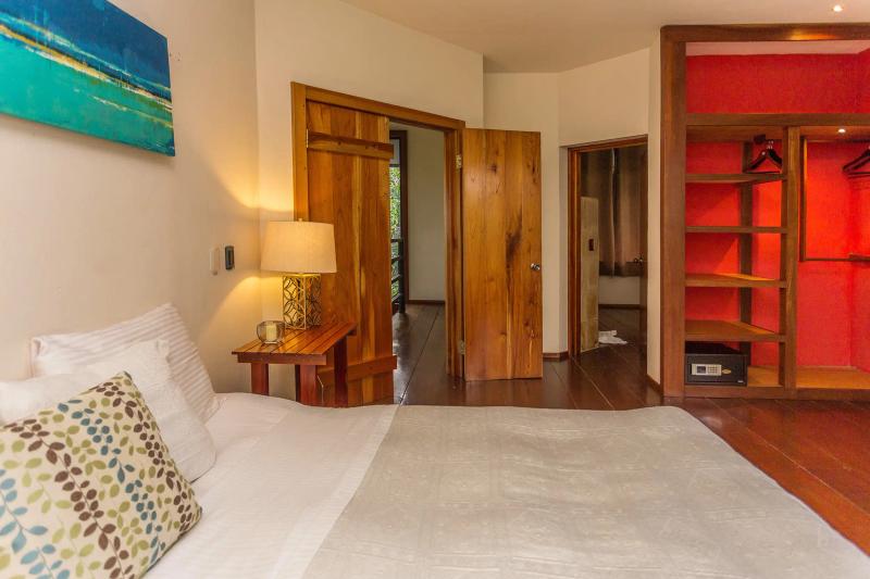 Casa Luz bedroom