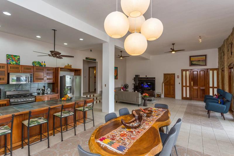 Casa Pura Paz kitchen dining living room