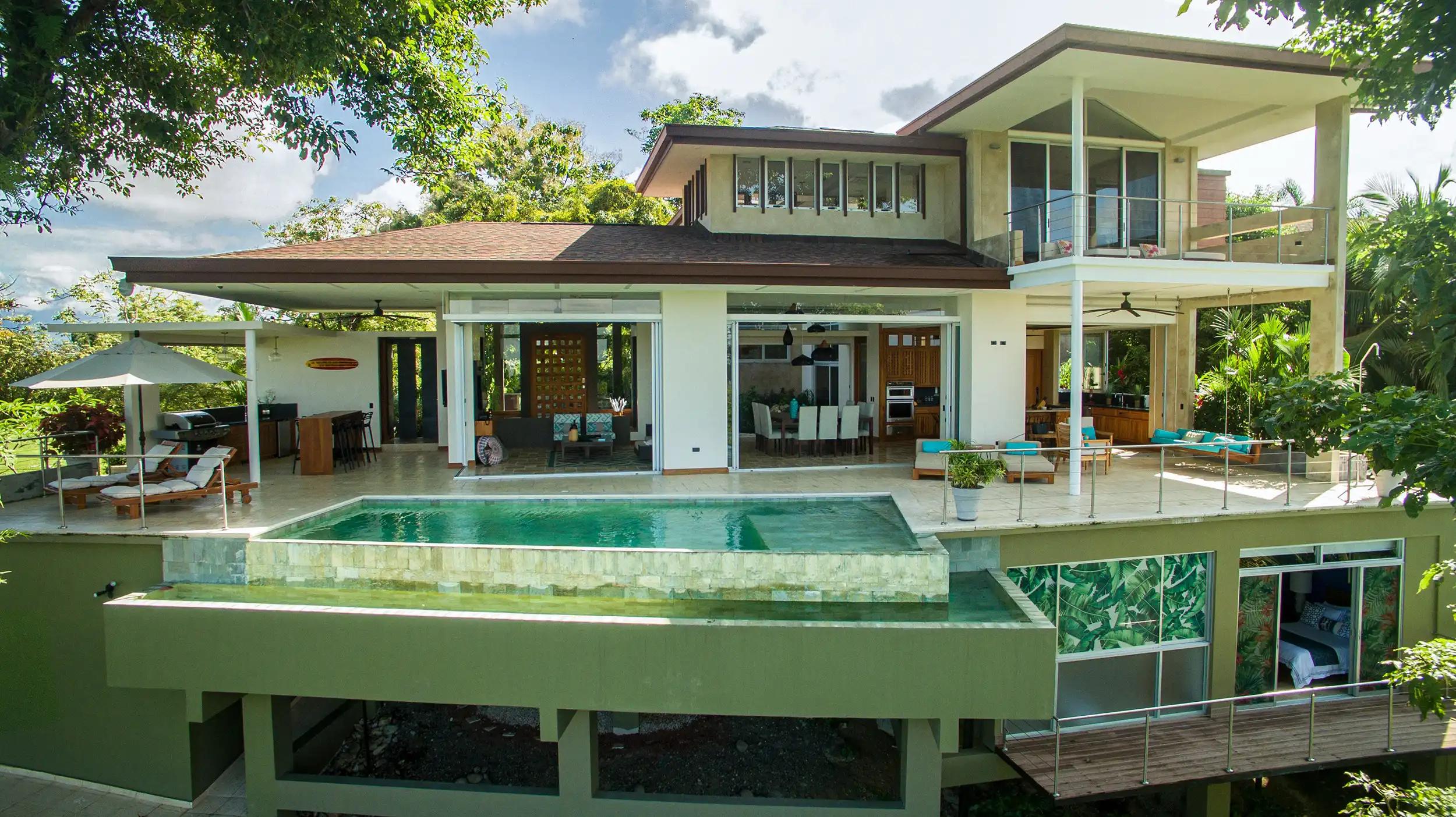 Casa Contee