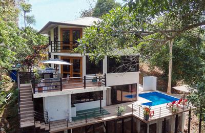 Casa Luz, luxury villa in Manuel Antonio