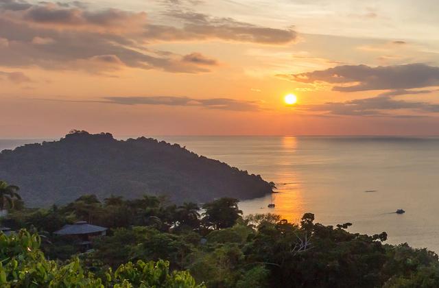 Casa Grande Vista, luxury villa in Manuel Antonio