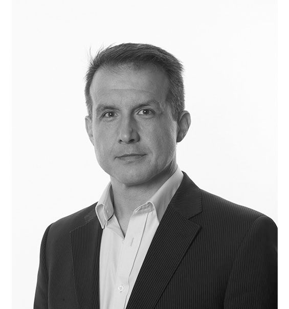 Headshot of Douglas Hare