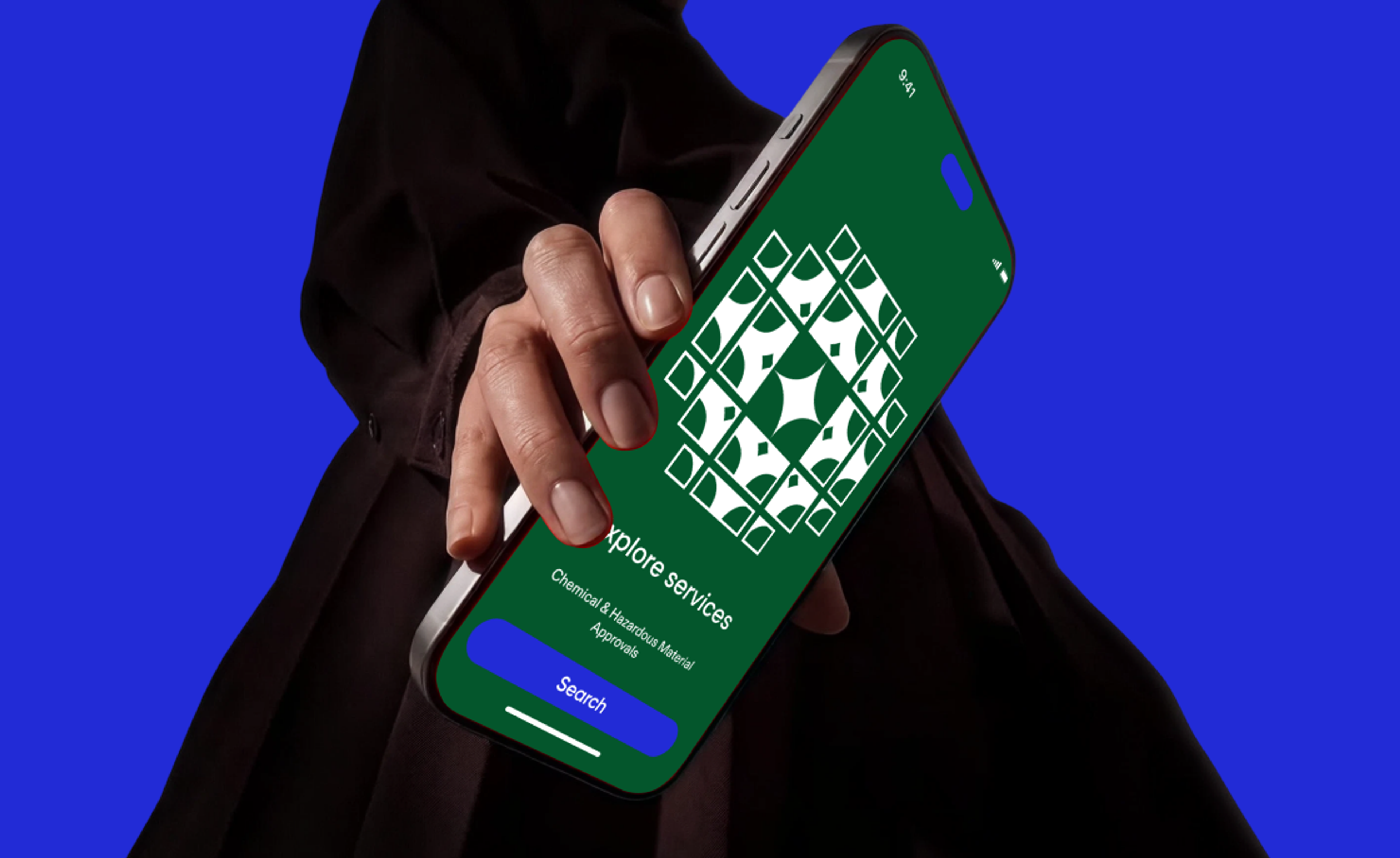 Hand holding a phone with the portal splash screen