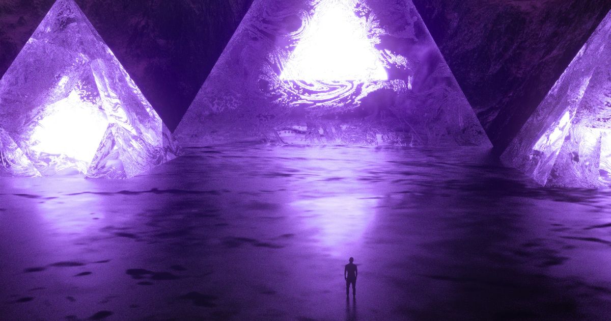 Image for Crystal Pyramid Sound Healing: How to Use Them Safely