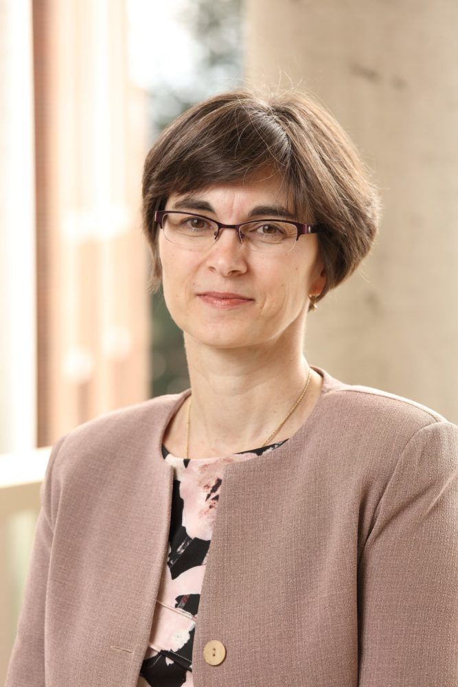 Dr. Laura Serbulea