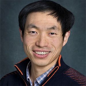 Headshot of Photon Science Editor-in-Chief, Wanli Yang