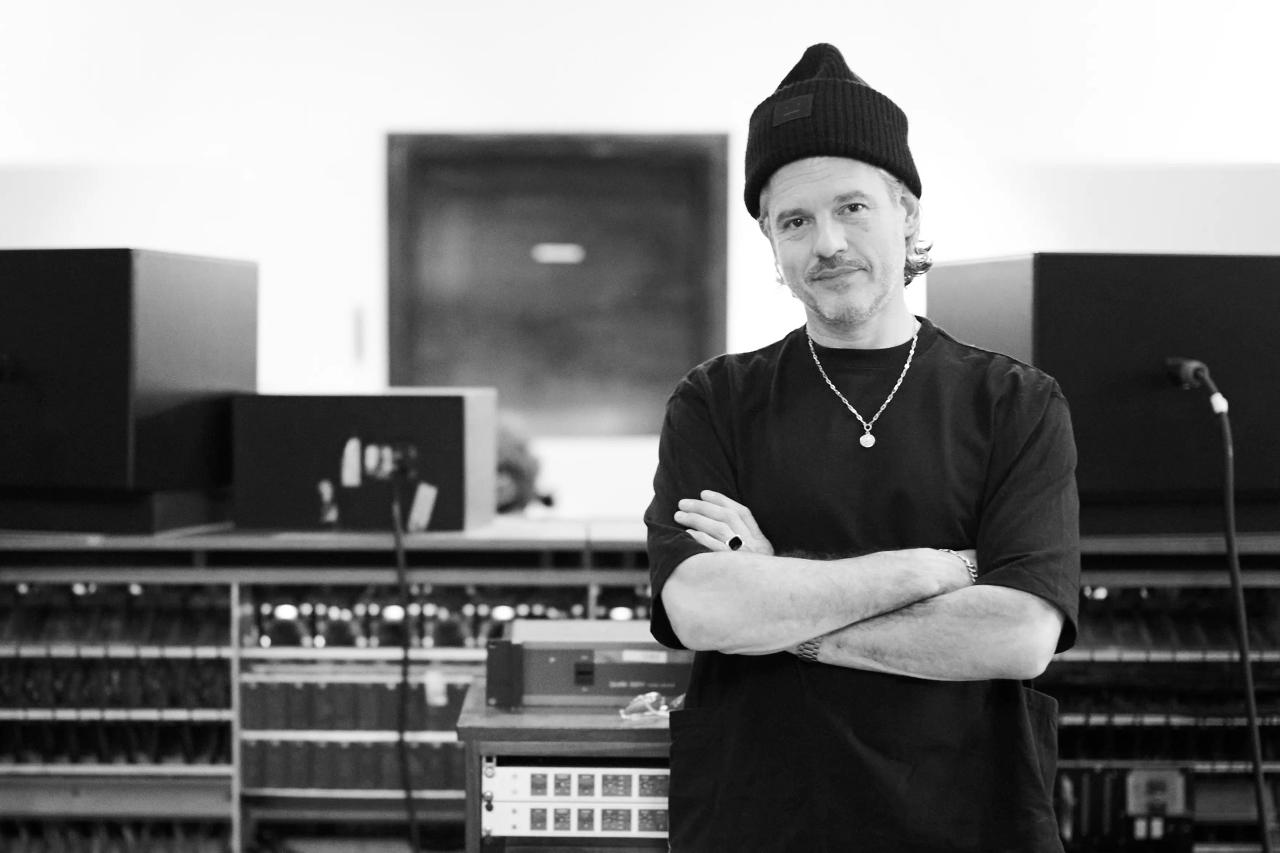 Paul Epworth Profile