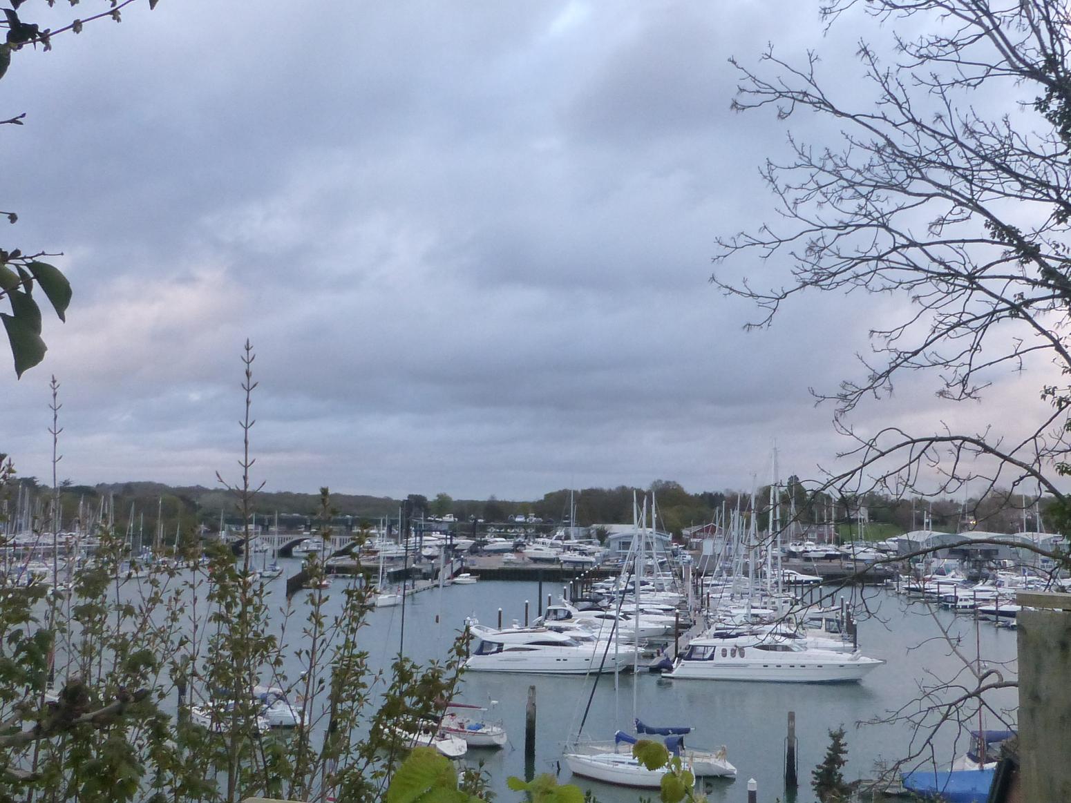 Itchen College Blick auf den Hafen mit Segelbooten