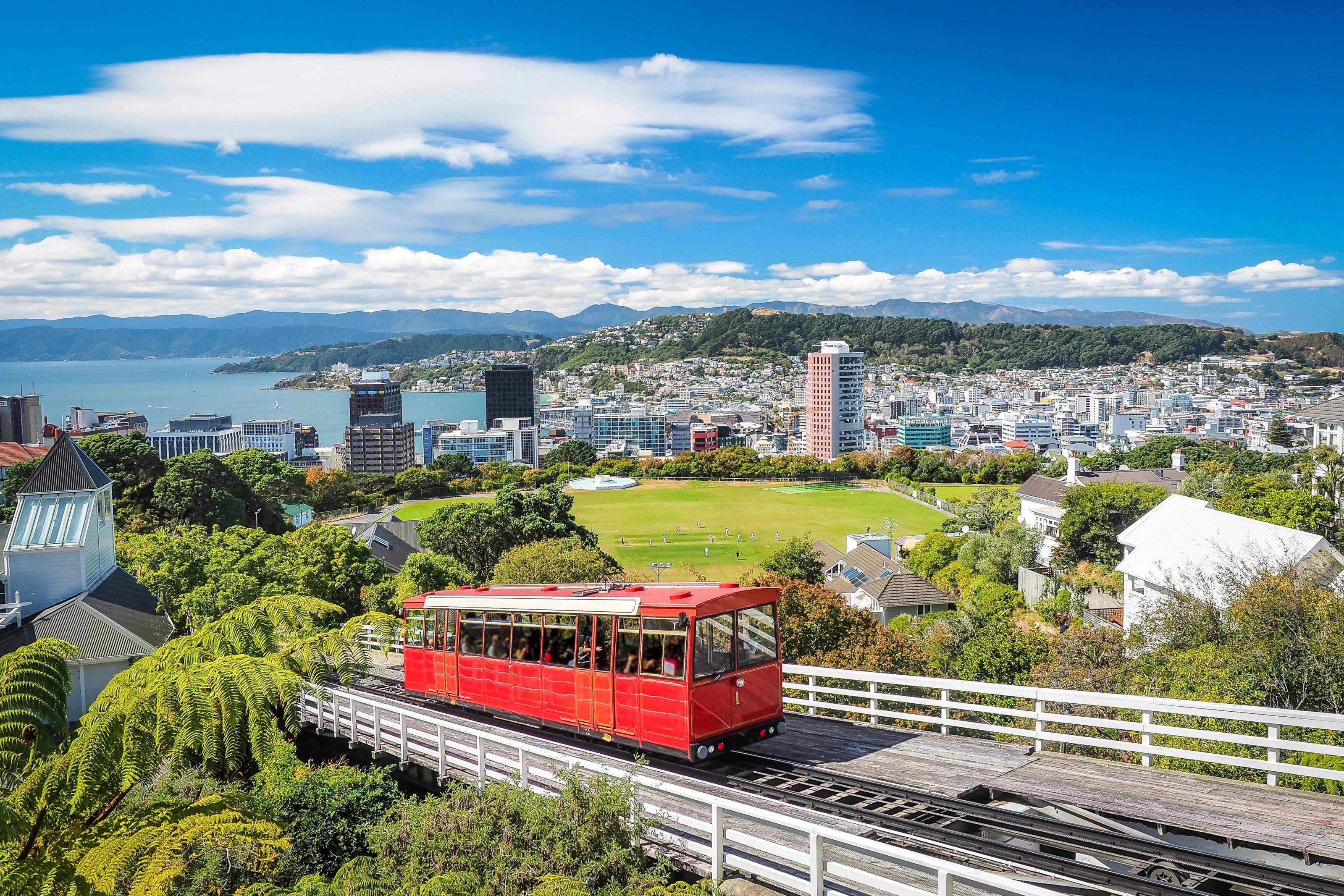 Neuseeland Gebirge mit Wasser