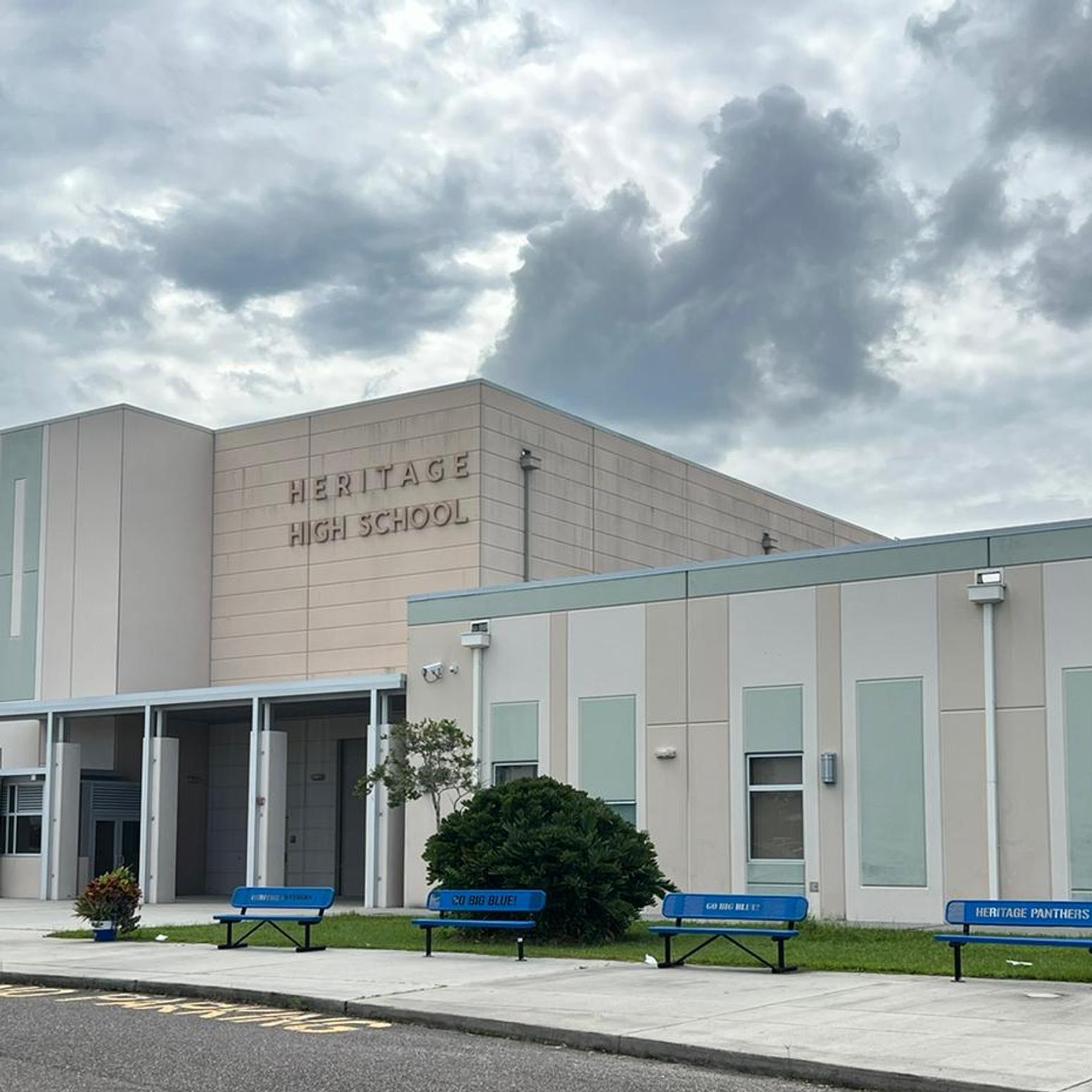 Heritage High School Florida Schulgebäude Außenansicht