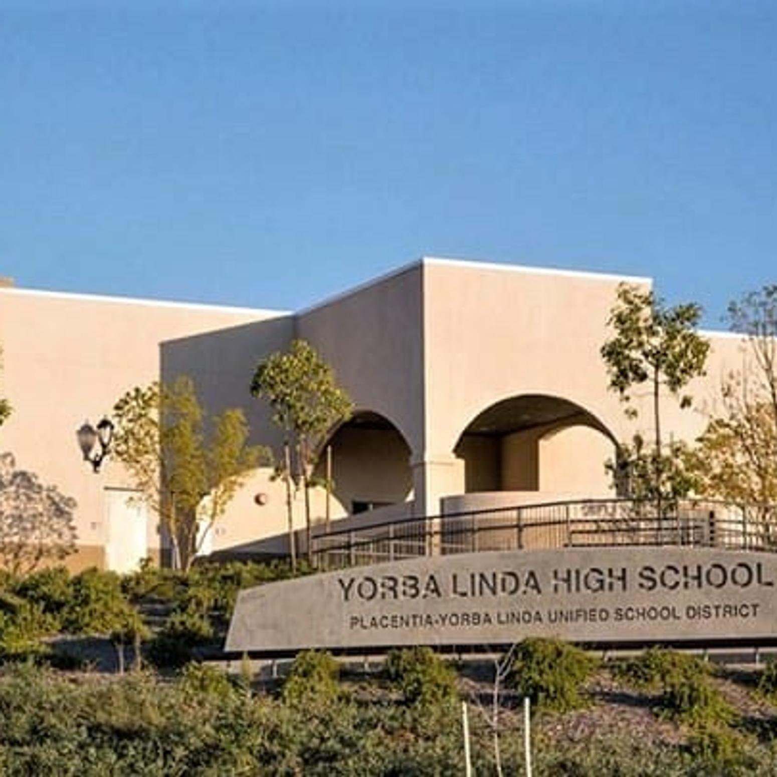 Placentia Yorba Linda Unified School District Schulgebäude Außenansicht Kalifornien