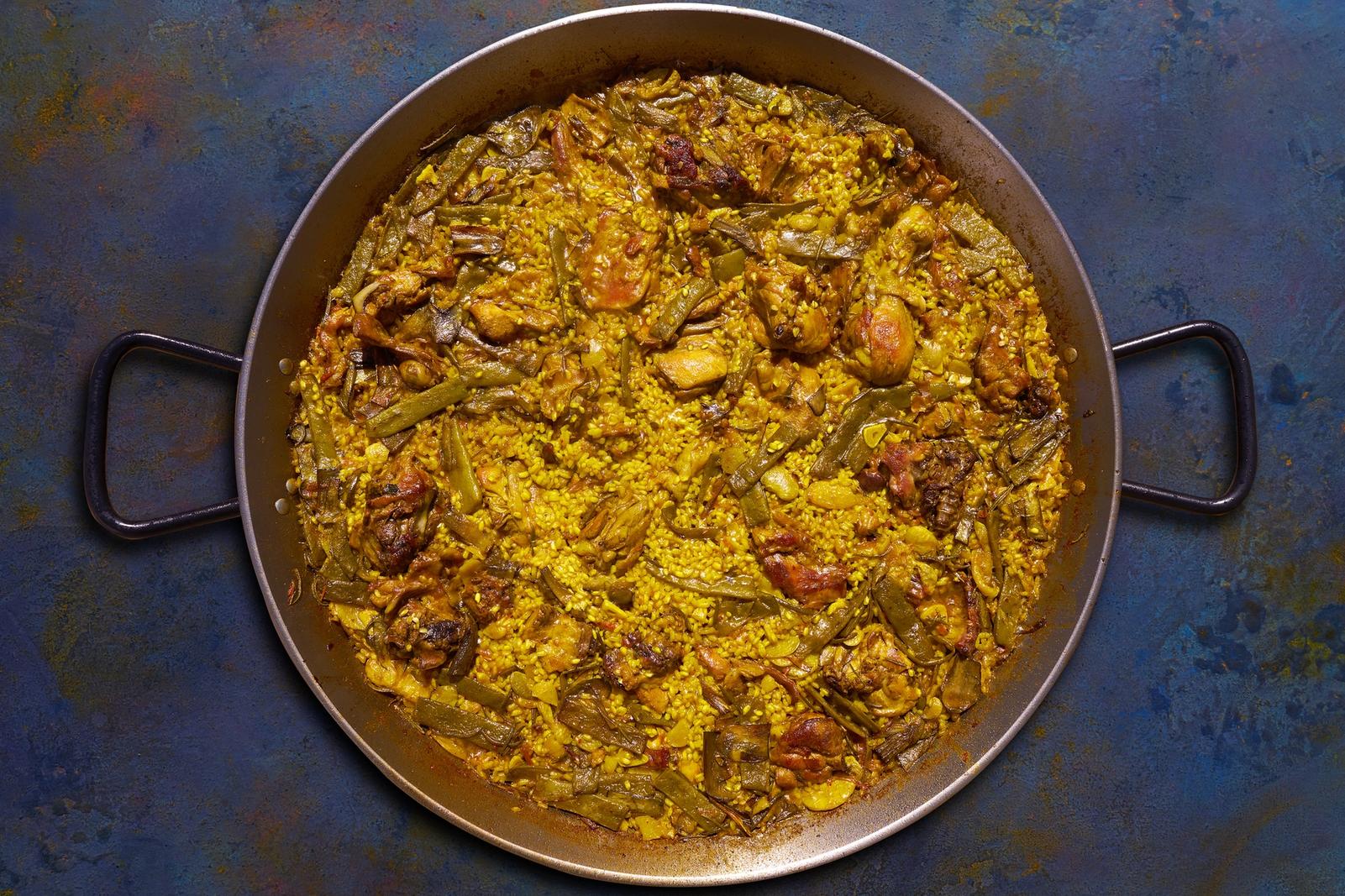 Paëlla de poulet et de lapin