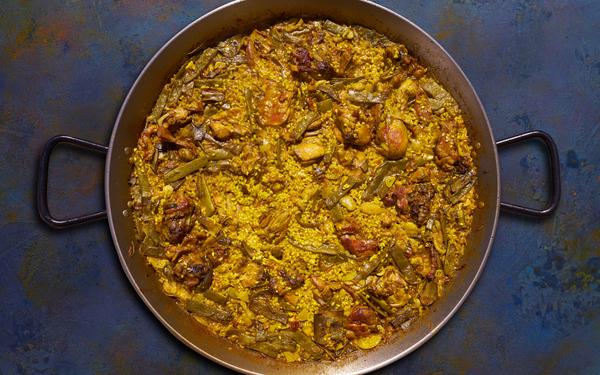 Paëlla de poulet et de lapin