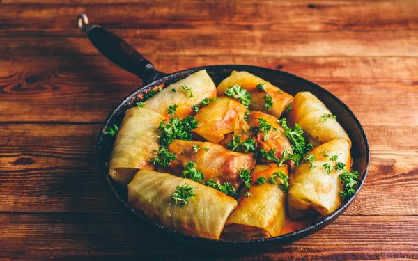 Rouleaux de chou farcis au bœuf haché