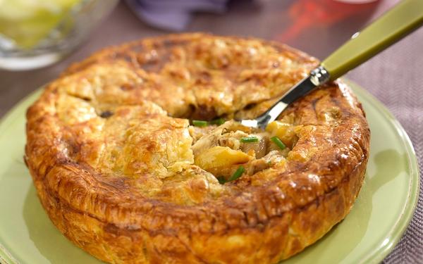 Tourte au poulet, pommes de terre et navets au cumin