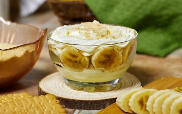 Pudding à la banane à base de gaufrettes à la vanille