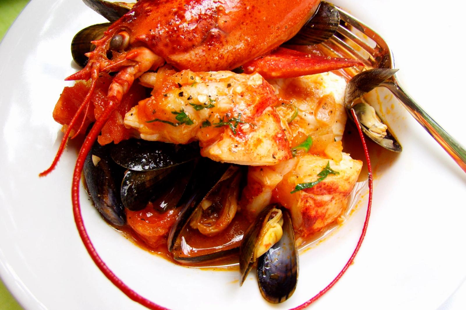 Ragoût de homard et de moules