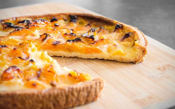 Tarte fine aux abricots