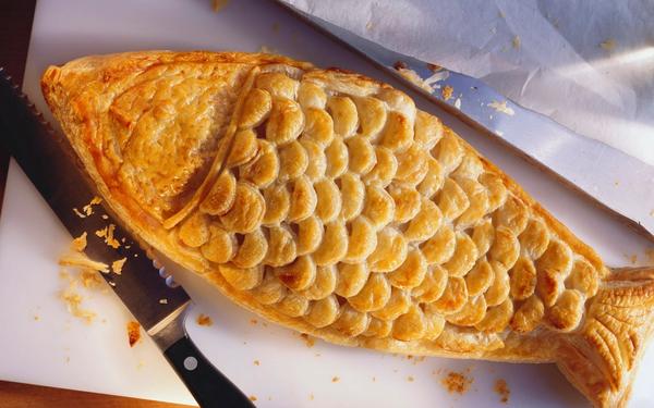 Bar farci aux crevettes en pâte feuilletée