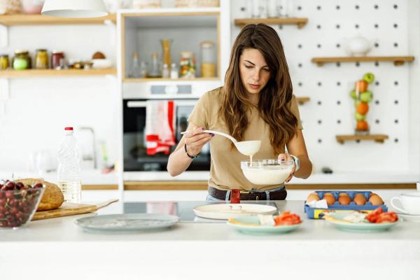 Quels laits utiliser pour faire des crêpes parfaites, voire inoubliables ? Comparatif de 9 laits pour trouver l’équilibre entre élasticité, goût et croustillant