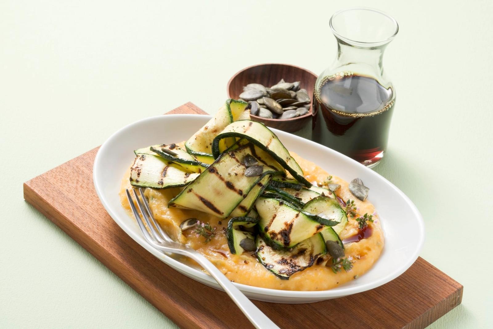 Purée de haricots aux courgettes grillées