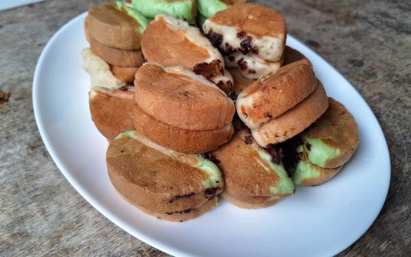 Kue Pukis Cokelat - crêpes javanaises au chocolat