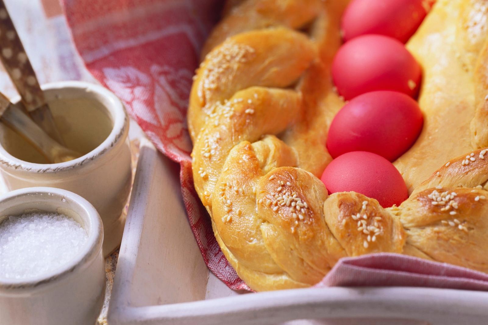 Pain de Pâques grec (Tsoureki)