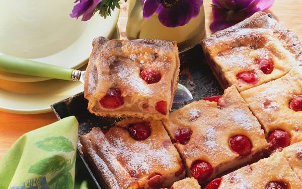 Gâteau au fromage aux cerises (gâteau en plaque)