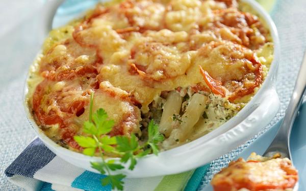 Gratin de salsifis au porc haché et tomates