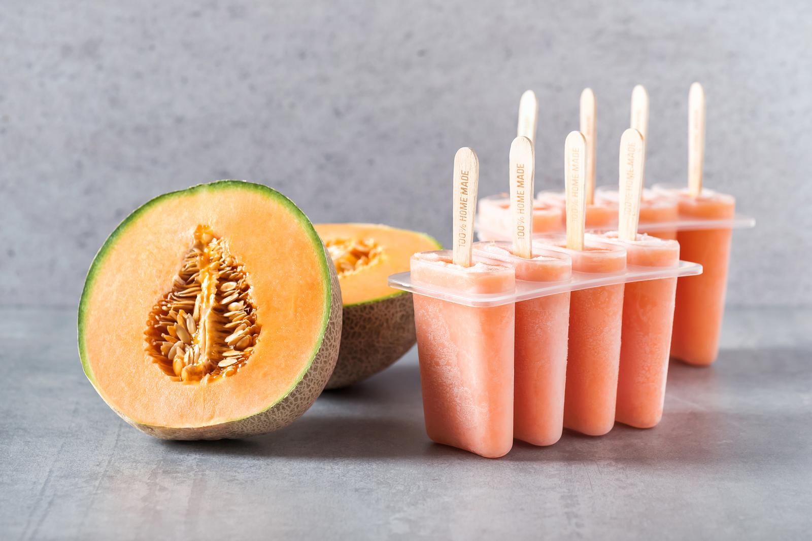 Glaces à l'eau au melon maison