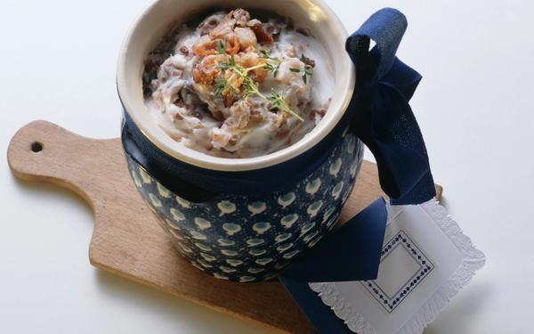 Saindoux au thym avec pommes et bacon