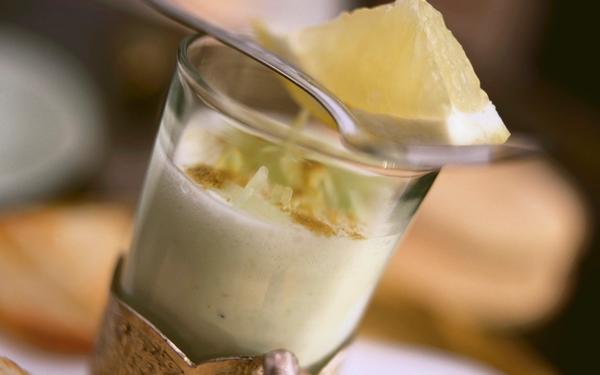 Soupe froide de concombre au cumin