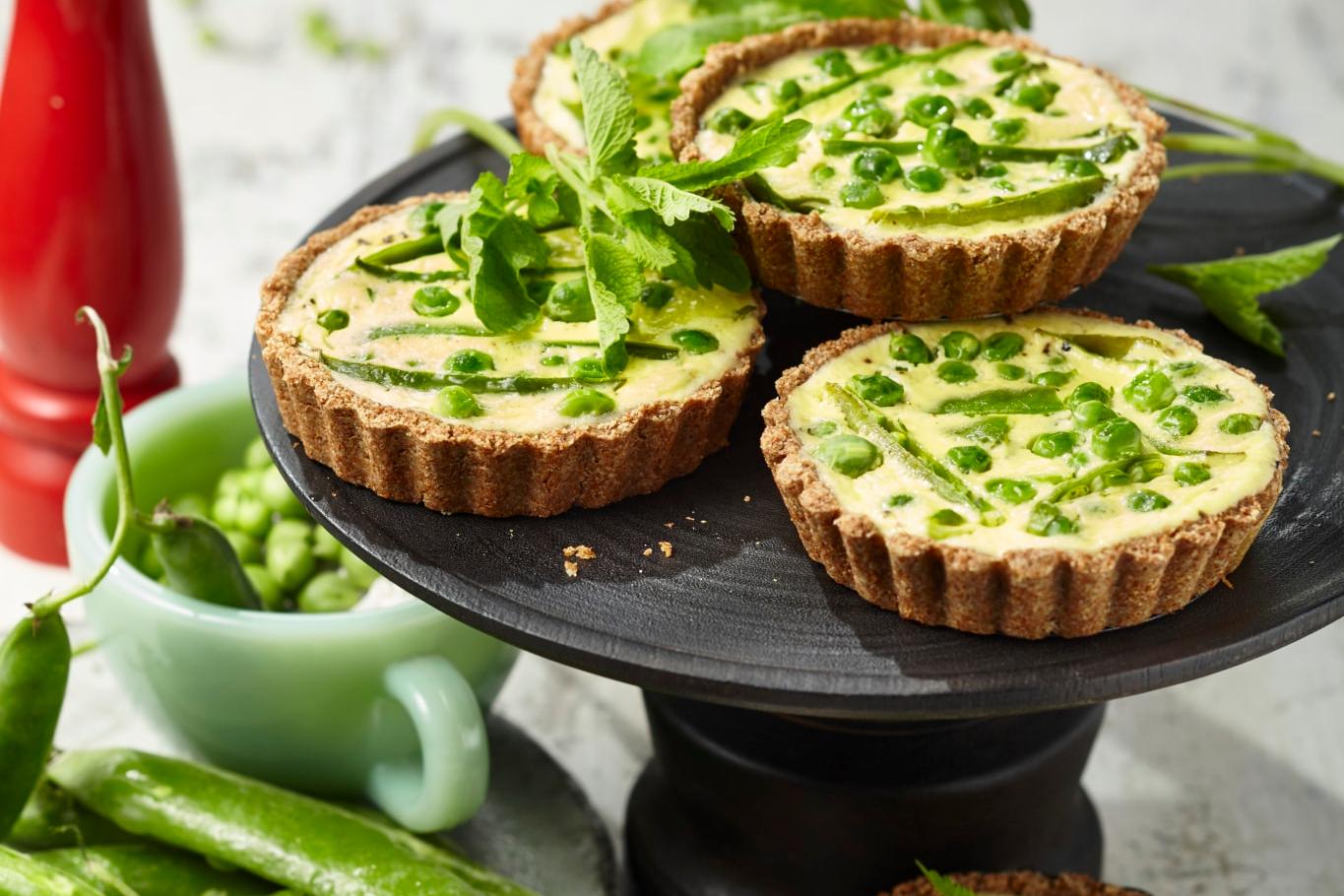 Tartelettes aux petits pois sans gluten et fromage de chèvre frais