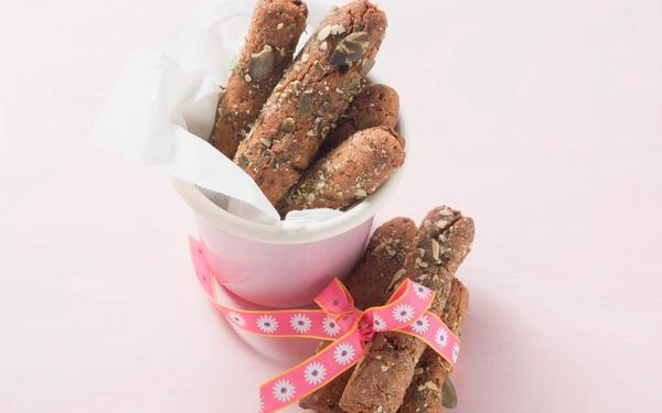 Barres au fromage frais et aux cacahuètes