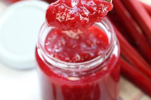 Confiture de rhubarbe maison