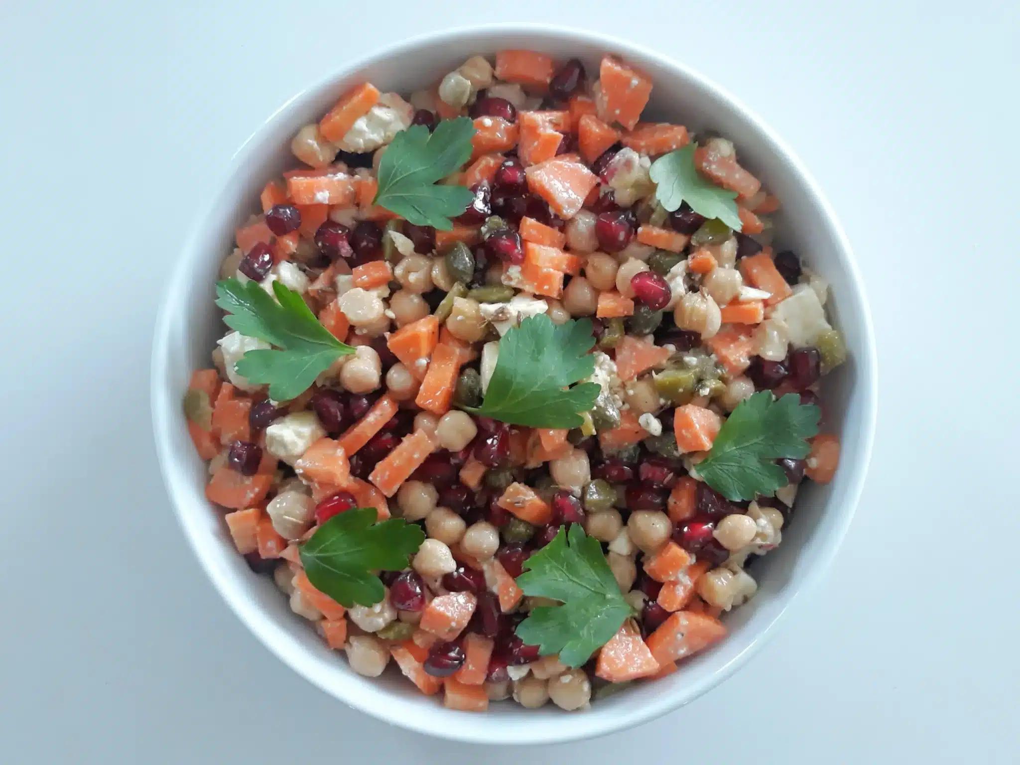 Salade pois chiches feta grenade au cumin