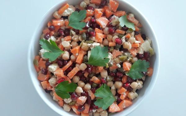 Salade pois chiches feta grenade au cumin
