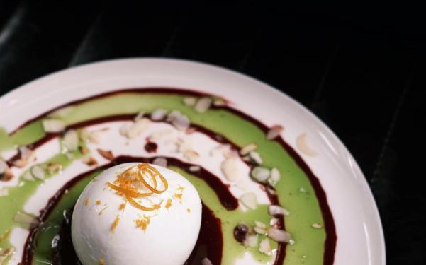 Recette burrata au pesto basilic et concassé de noix
