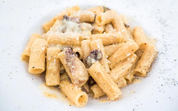 Recette rigatoni carbonara