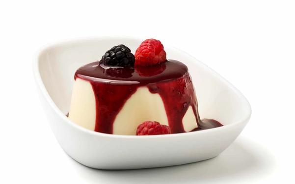 Panna cotta aux fruits rouges