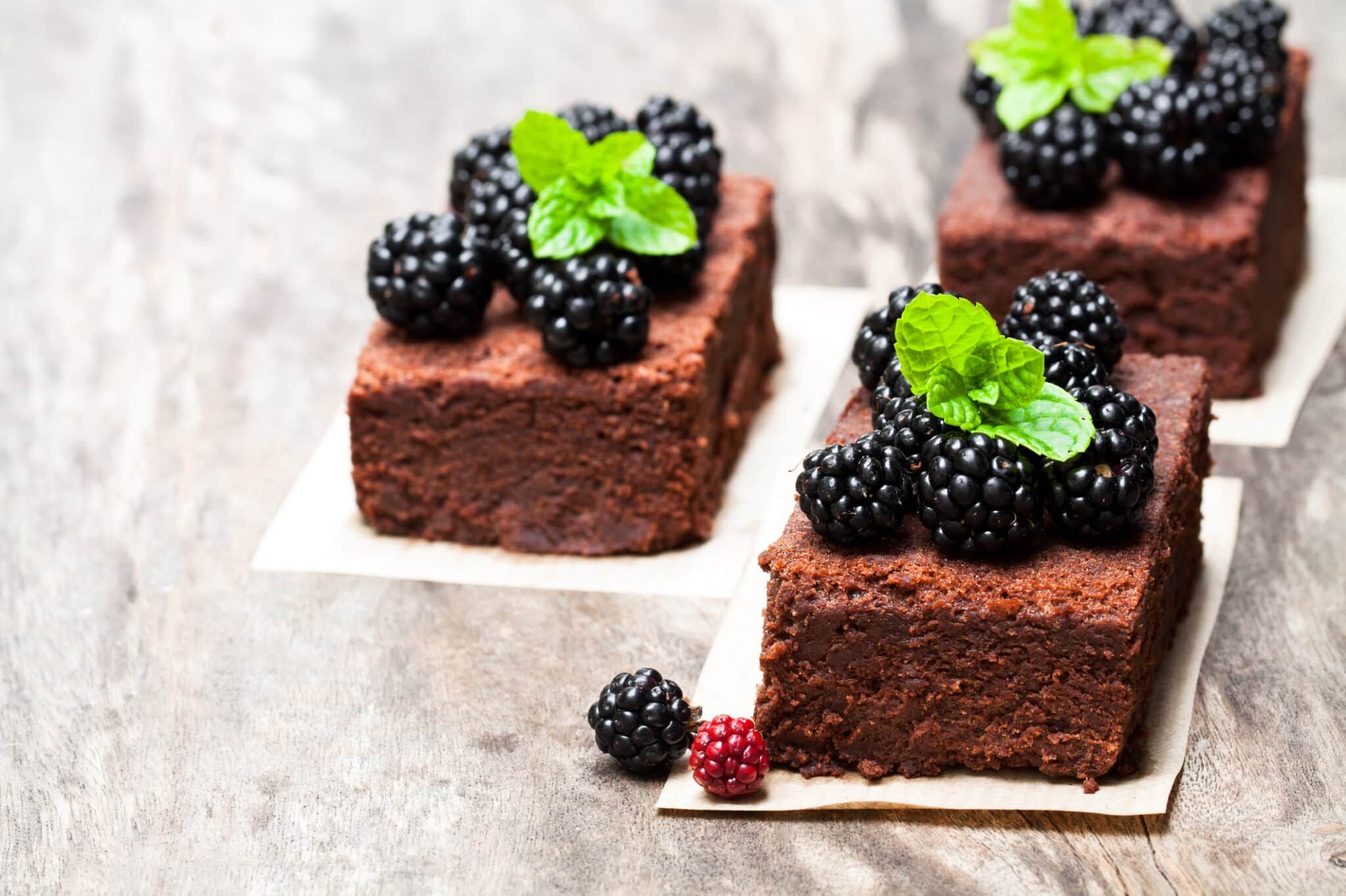 Brownies chocolat mûres