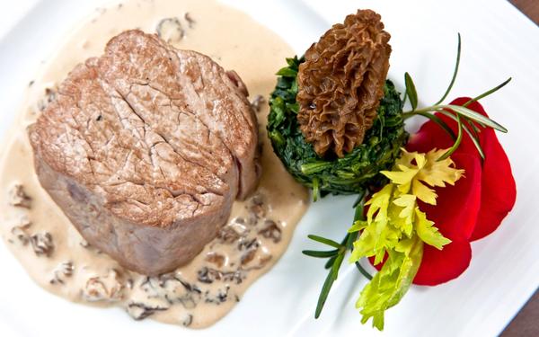 Pavé de bœuf sauce morilles