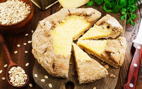 Galette aux flocons d'avoine et au fromage