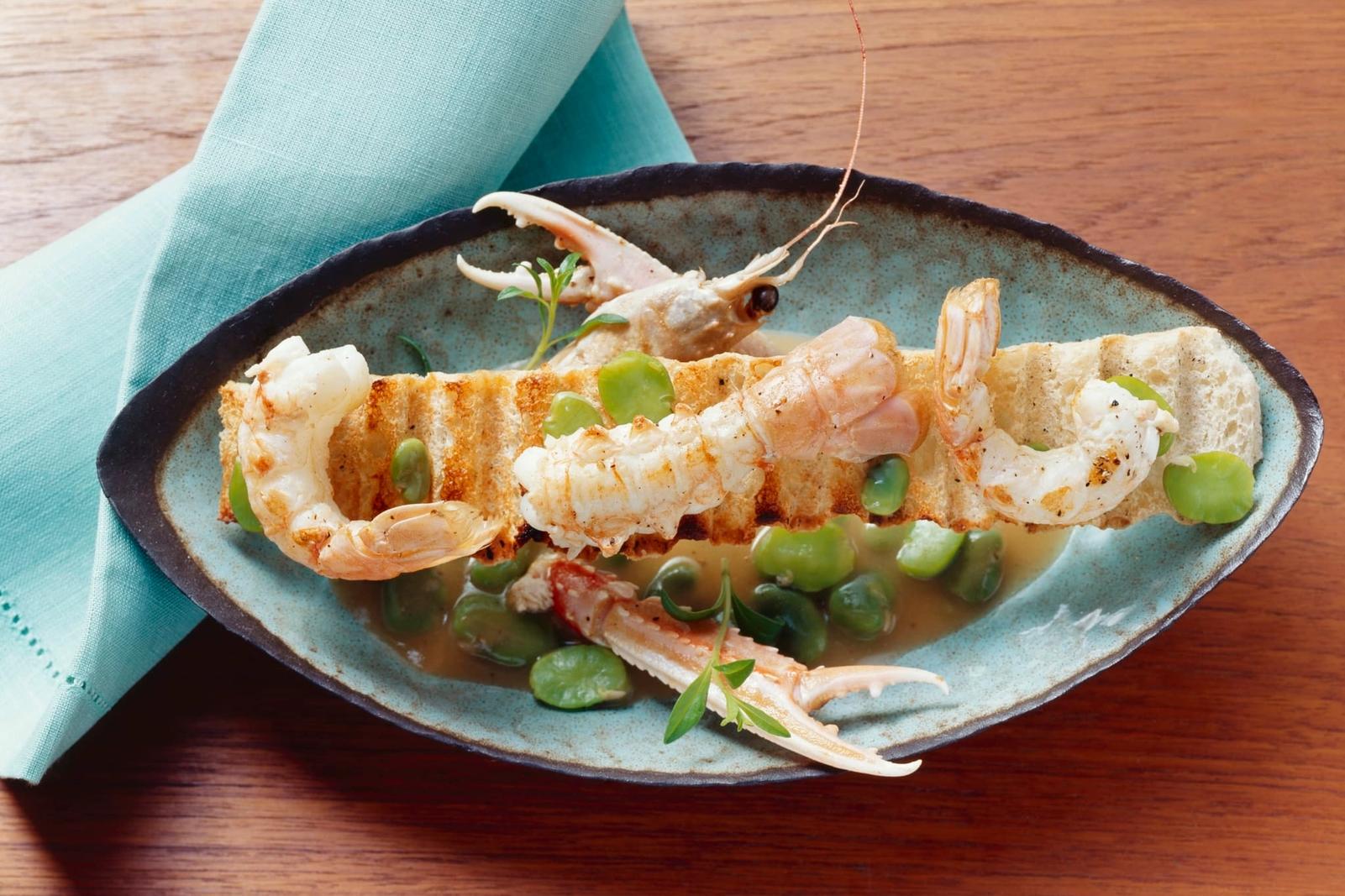 Langoustines à l'émulsion de haricots et à l'huile