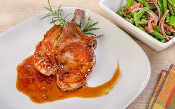 Côtelette de porc grillée, sauce aigre-douce