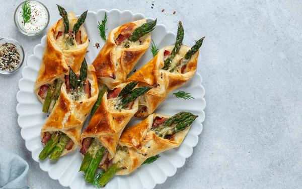 Feuilleté de jambon fromage aux asperges