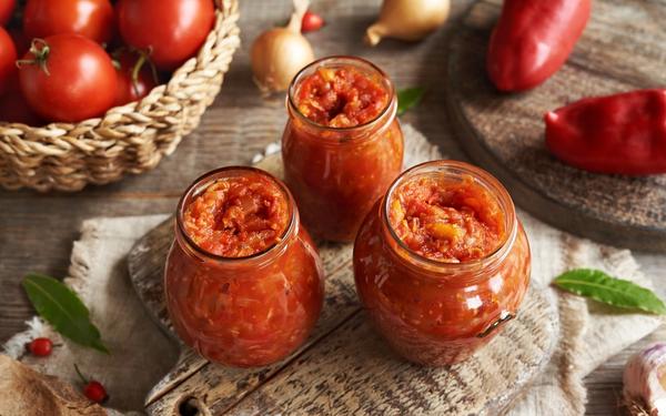Relish aux tomates et poivrons